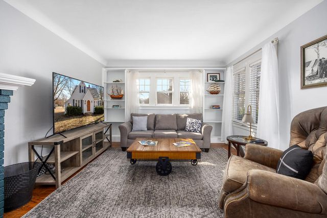 155 Dartmouth Avenue, Holland, MI 49423