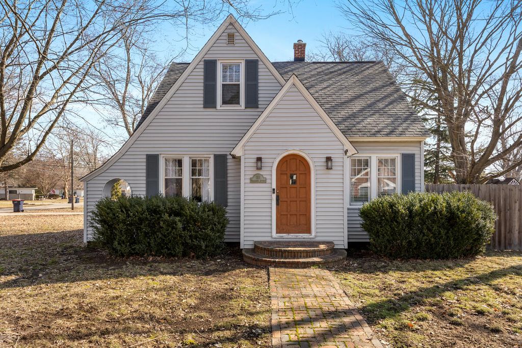 155 Dartmouth Avenue, Holland, MI 49423