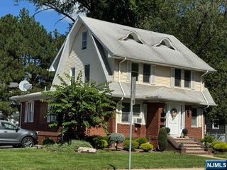 200 E Madison Avenue 2nd Fl, Dumont, NJ 07628