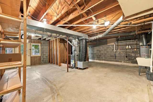 1918 W Front Street, Burlington, NC 27215