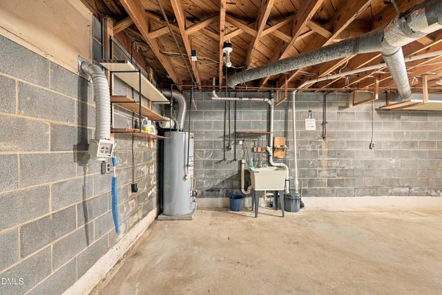 1918 W Front Street, Burlington, NC 27215
