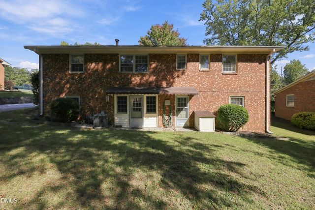 1918 W Front Street, Burlington, NC 27215