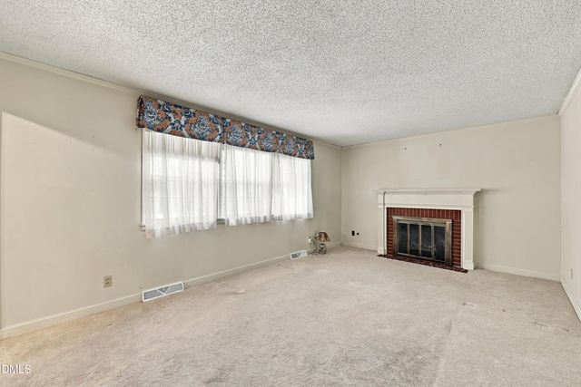 1918 W Front Street, Burlington, NC 27215