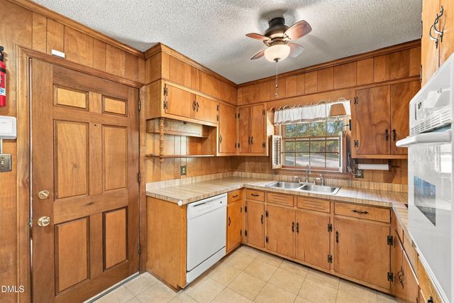 1918 W Front Street, Burlington, NC 27215