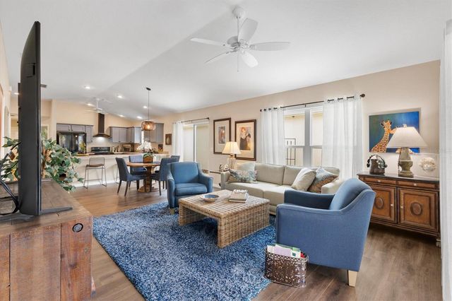 2464 NELLIE RD, The Villages, FL 32163