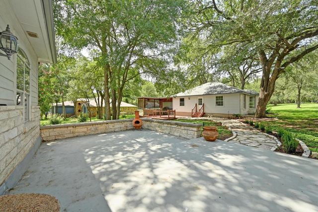 111 Trinity ST, Cedar Creek, TX 78612