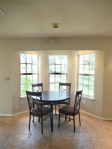 111 Trinity ST, Cedar Creek, TX 78612