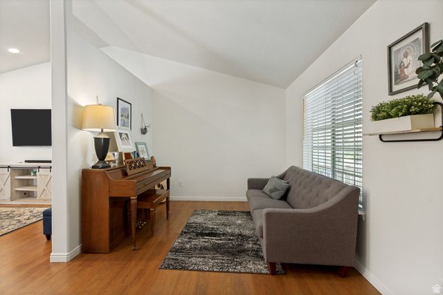 10805 S PINE GROVE WAY, South Jordan, UT 84009