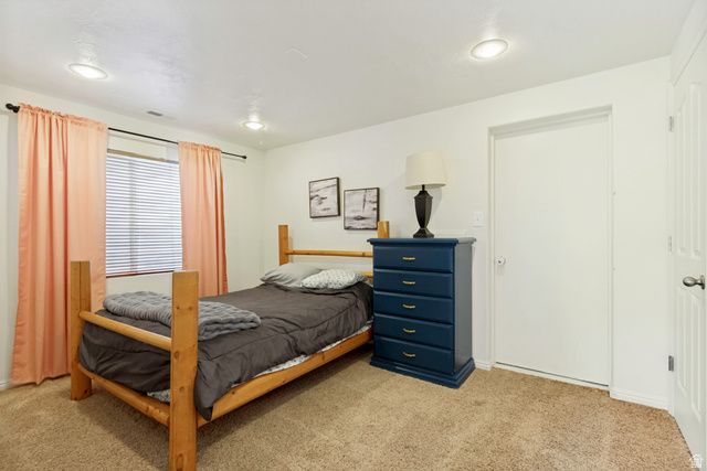 10805 S PINE GROVE WAY, South Jordan, UT 84009
