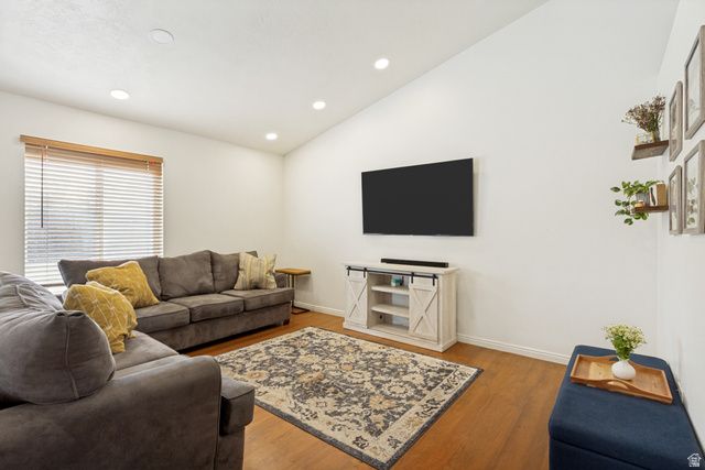 10805 S PINE GROVE WAY, South Jordan, UT 84009