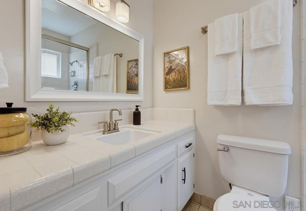 Image 24 of property listing at 4563 Narragansett Avenue, San Diego, CA 92107