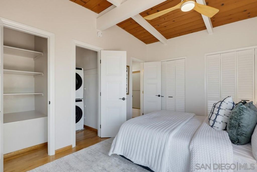 Image 30 of property listing at 4563 Narragansett Avenue, San Diego, CA 92107