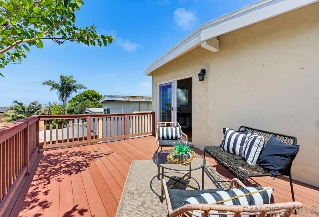 Image 36 of property listing at 4563 Narragansett Avenue, San Diego, CA 92107