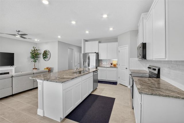 5657 HAWKS CAY STREET, Apollo Beach, FL 33572