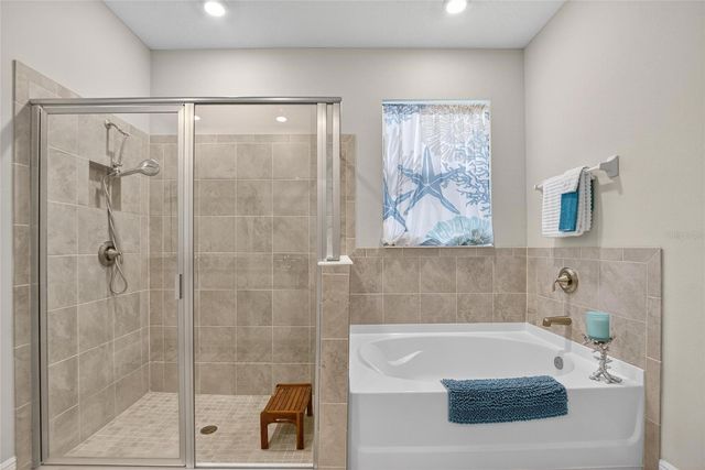 5657 HAWKS CAY STREET, Apollo Beach, FL 33572