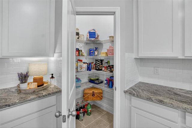 5657 HAWKS CAY STREET, Apollo Beach, FL 33572