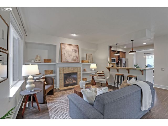 10533 Ne AVERY Way, Hillsboro, OR 97006