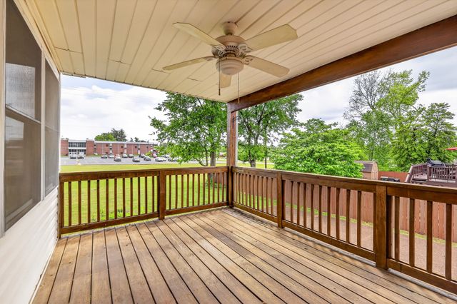 8308 Terry Ln, Hermitage, TN 37076