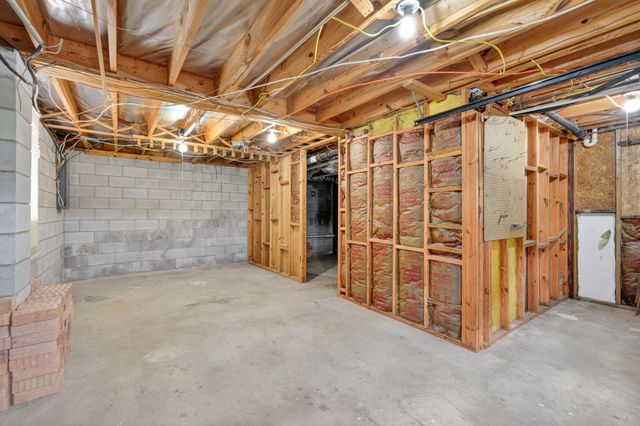 8308 Terry Ln, Hermitage, TN 37076