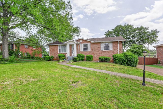 8308 Terry Ln, Hermitage, TN 37076