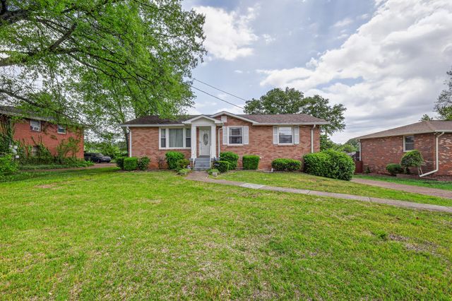 8308 Terry Ln, Hermitage, TN 37076