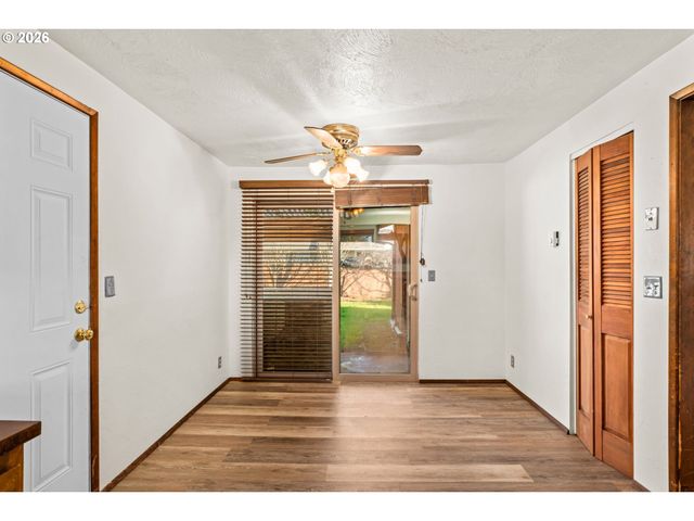 1625 S BERTELSEN Rd, Eugene, OR 97402