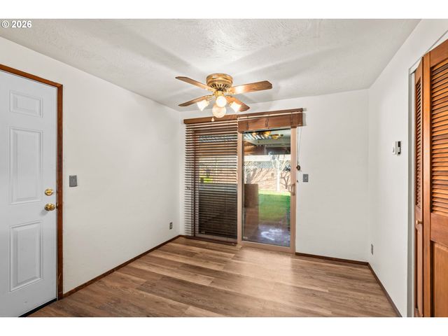 1625 S BERTELSEN Rd, Eugene, OR 97402