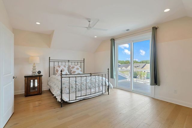 490 Harbour View Dr., Myrtle Beach, SC 29579
