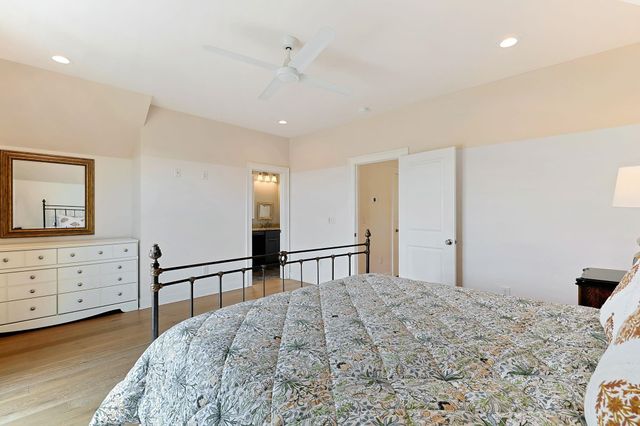 490 Harbour View Dr., Myrtle Beach, SC 29579