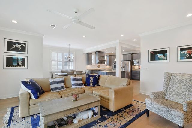 490 Harbour View Dr., Myrtle Beach, SC 29579