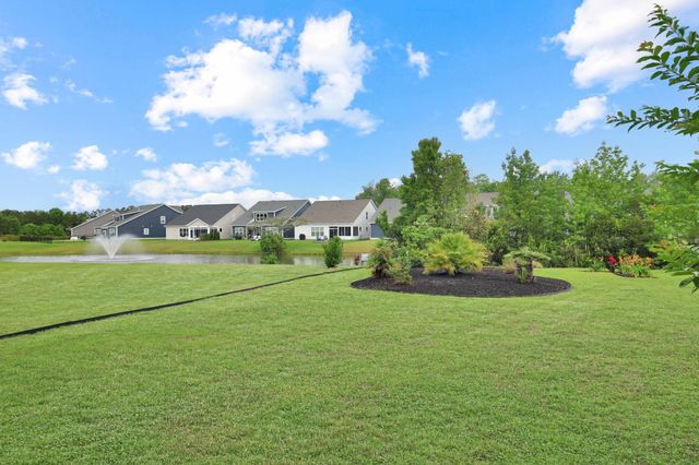 490 Harbour View Dr., Myrtle Beach, SC 29579