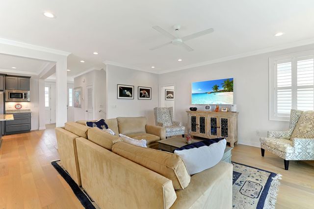 490 Harbour View Dr., Myrtle Beach, SC 29579