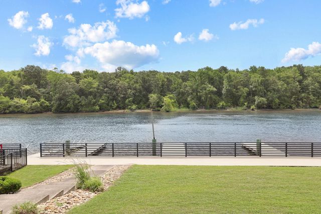 490 Harbour View Dr., Myrtle Beach, SC 29579