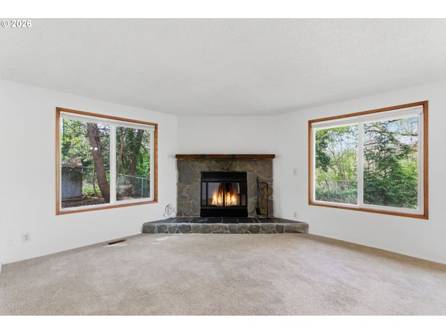 14845 Nw HUNTERS Dr, Beaverton, OR 97006