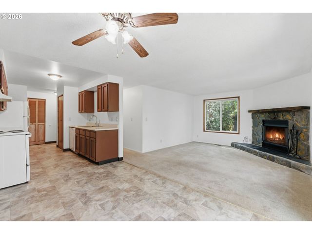 14845 Nw HUNTERS Dr, Beaverton, OR 97006