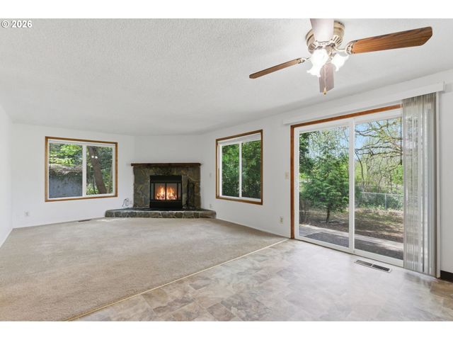 14845 Nw HUNTERS Dr, Beaverton, OR 97006