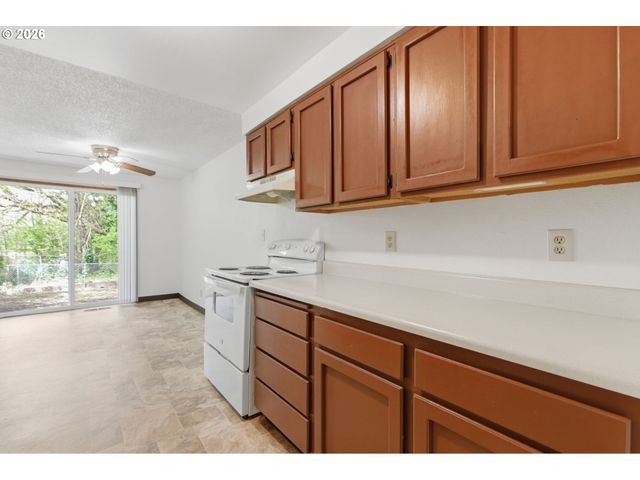 14845 Nw HUNTERS Dr, Beaverton, OR 97006