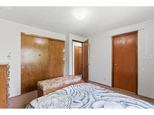 14845 Nw HUNTERS Dr, Beaverton, OR 97006