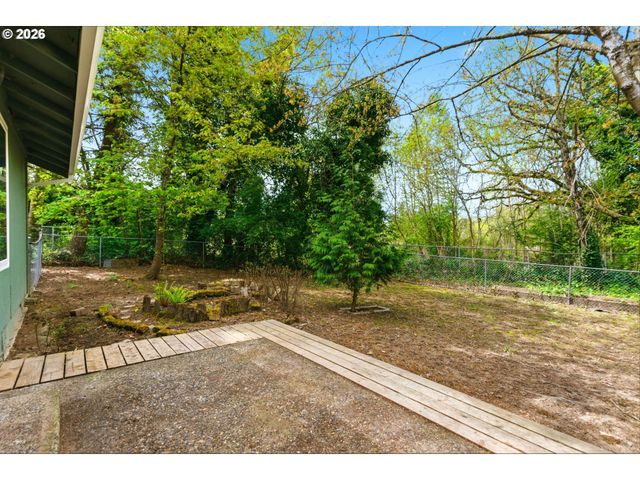 14845 Nw HUNTERS Dr, Beaverton, OR 97006