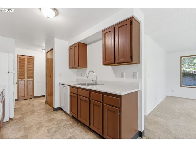 14845 Nw HUNTERS Dr, Beaverton, OR 97006
