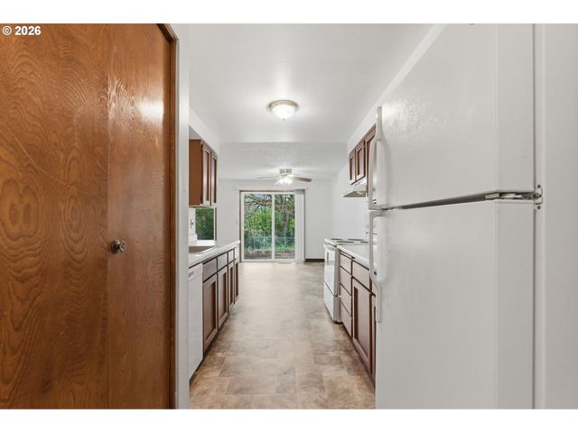 14845 Nw HUNTERS Dr, Beaverton, OR 97006
