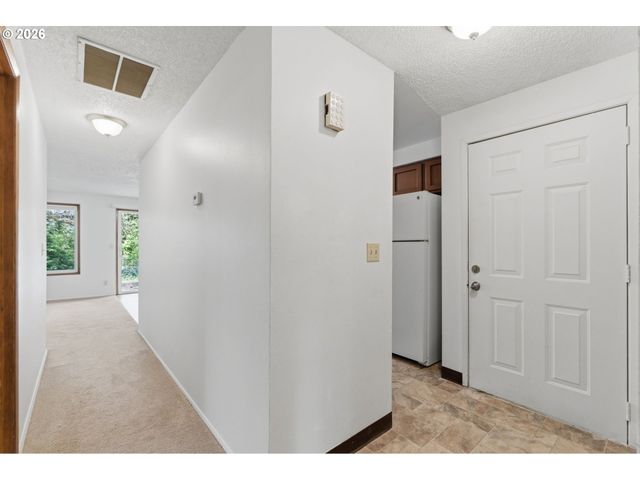 14845 Nw HUNTERS Dr, Beaverton, OR 97006