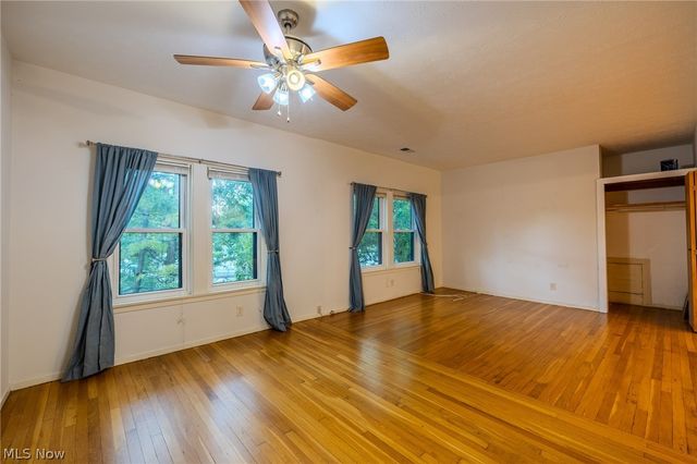 2472 Overlook Road, Cleveland Heights, OH 44106