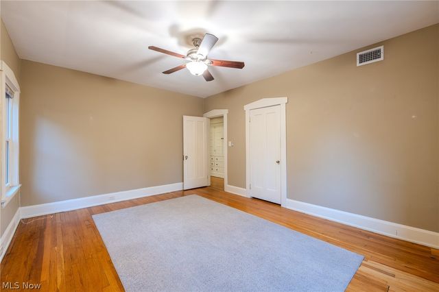 2472 Overlook Road, Cleveland Heights, OH 44106