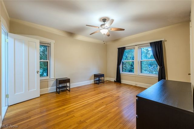 2472 Overlook Road, Cleveland Heights, OH 44106