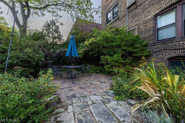 2472 Overlook Road, Cleveland Heights, OH 44106