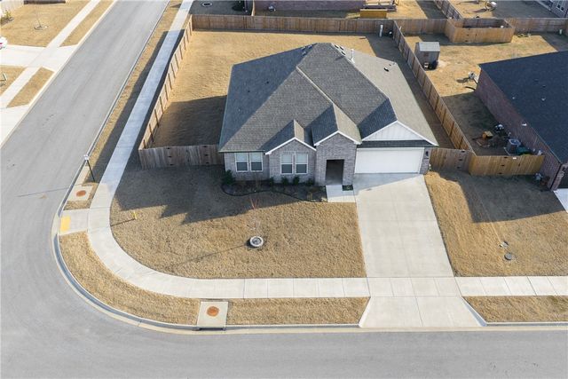 485 W Branta Street, Farmington, AR 72730