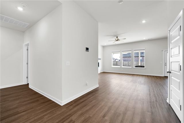 485 W Branta Street, Farmington, AR 72730