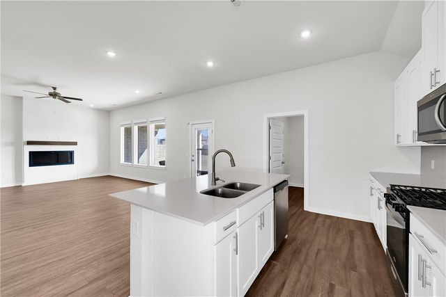 485 W Branta Street, Farmington, AR 72730