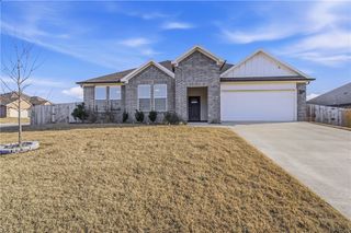 485 W Branta Street, Farmington, AR 72730